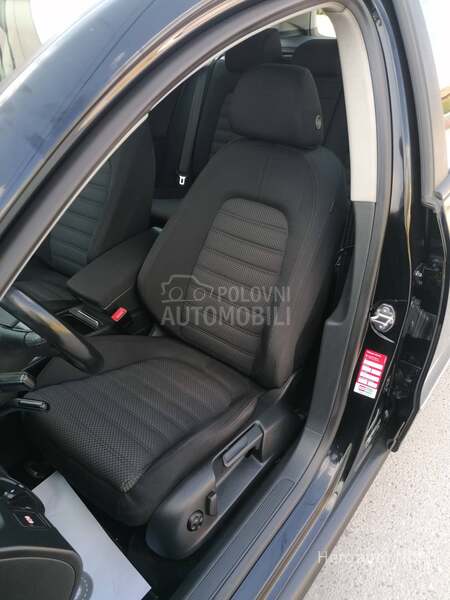 Volkswagen Passat B6 2.0tdi 4x4 TREND CH