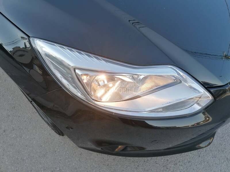 Ford Focus 1.0i TREND LINE CH