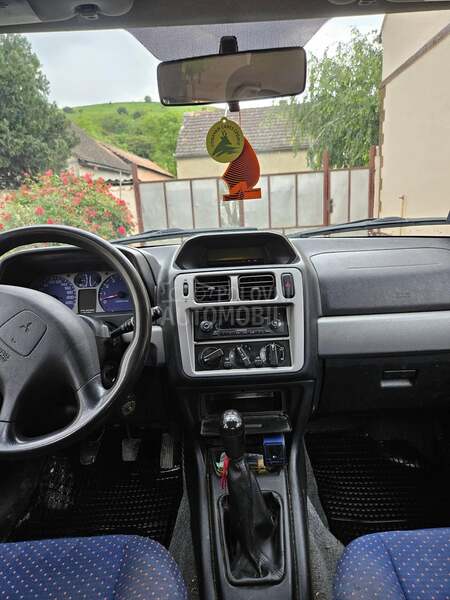 Mitsubishi Pajero Pinin 