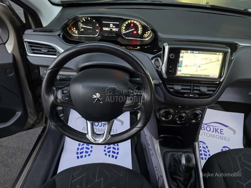 Peugeot 2008 1.6HDI STYLE