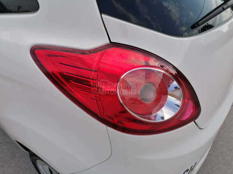 Ford Ka 1.2i AMBIENTE CH