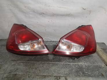 Stop svetlo za Ford Fiesta od 2013. do 2017. god.