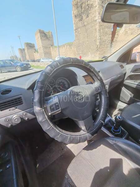 Opel Astra H 1.7cdti