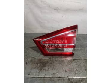 Stop svetlo desno na vratima za Ford B-Max od 2012. do 2017. god.