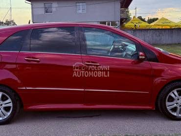 Mercedes Benz B 200 