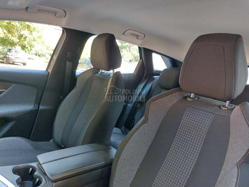 Peugeot 3008 1,5BHDI EAT8