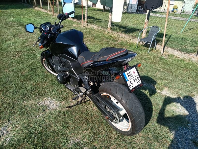 Kawasaki z750