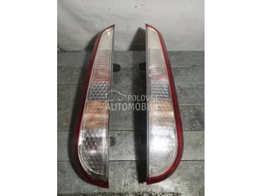 Stop svetlo karavn za Ford Focus od 2004. do 2010. god.