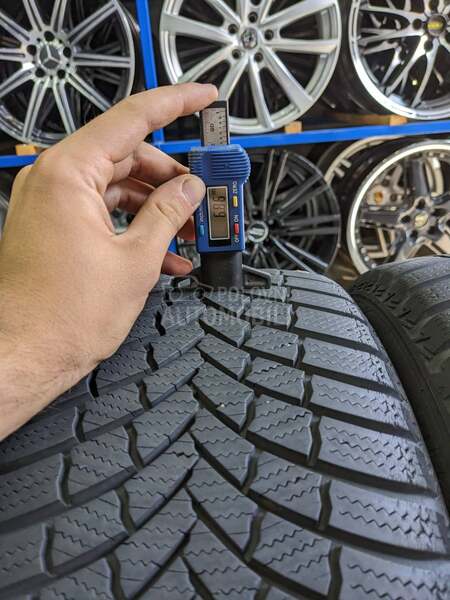 Bridgestone 205/55 R16 Zimska