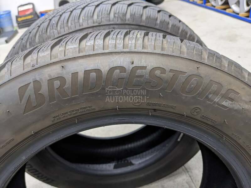 Bridgestone 205/60 R16 Zimska