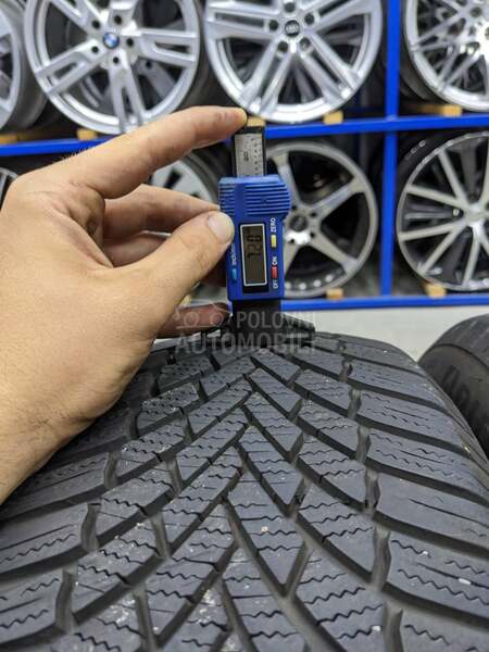 Bridgestone 205/60 R16 Zimska