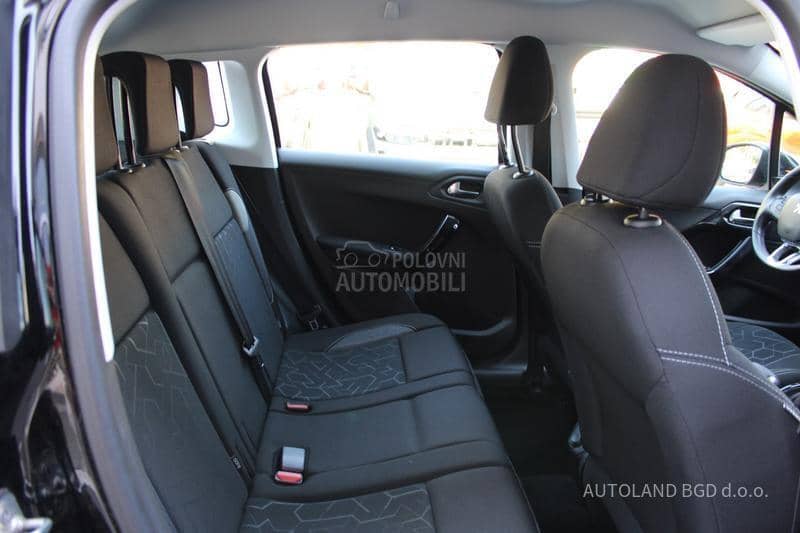 Peugeot 2008 1.2 PURETECH ACTIVE