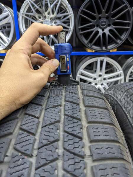 Continental 215/65 R16 Zimska
