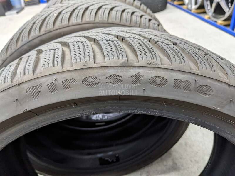 Firestone 235/35 R19 Zimska
