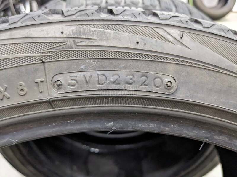Toyo 245/40 R19 Zimska