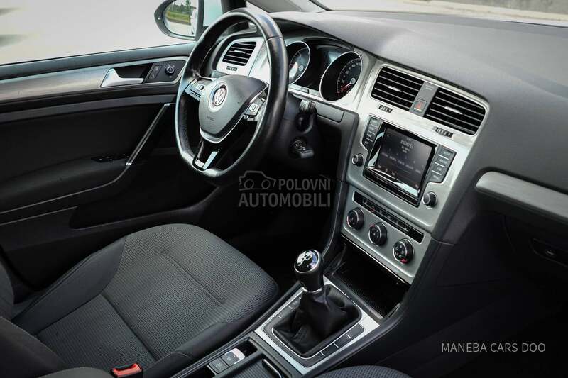 Volkswagen Golf 7 1.6 TDI BLUEMOTION