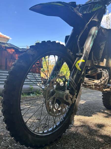 Husqvarna te 300
