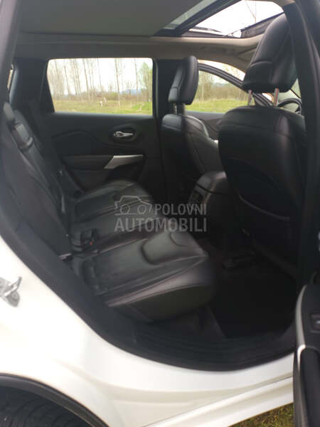 Jeep Cherokee 