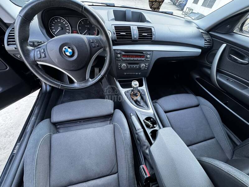 BMW 118 