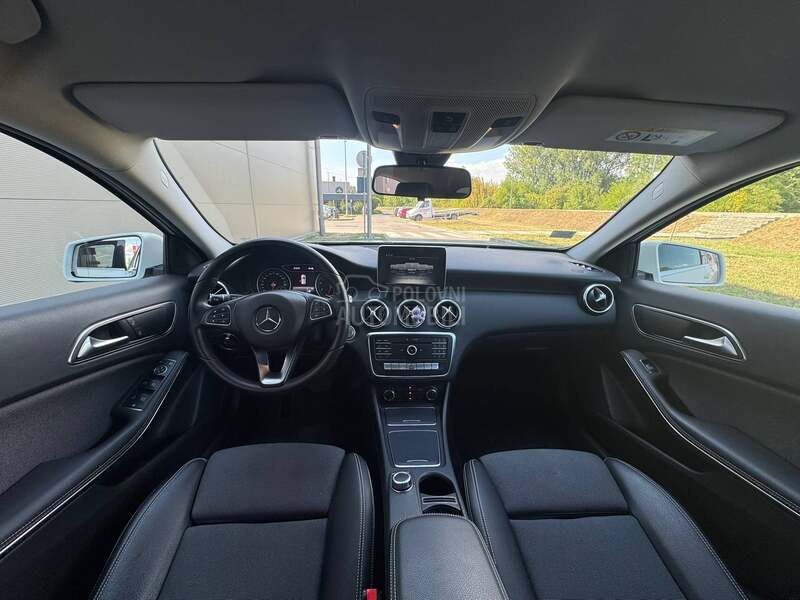 Mercedes Benz A 180 7 g-tronic