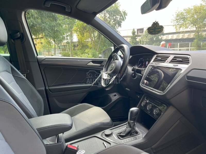 Volkswagen Tiguan 2.0 TDI R-LINE