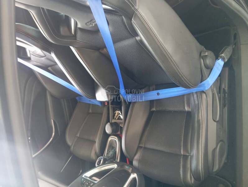 Opel Astra J OPC