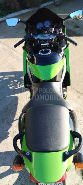 Kawasaki Zx6r