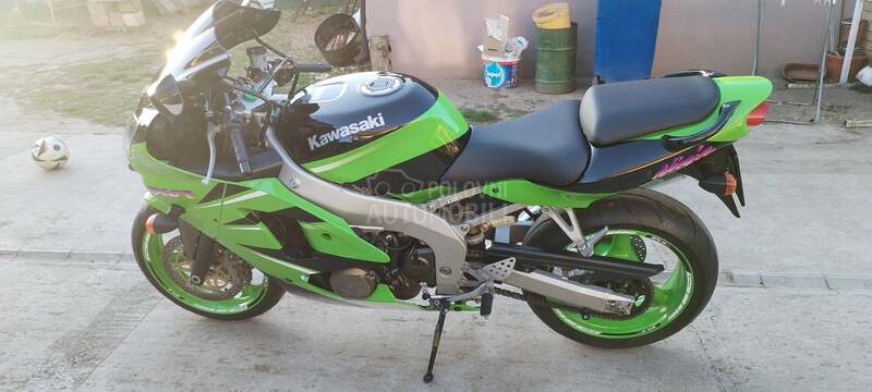 Kawasaki Zx6r