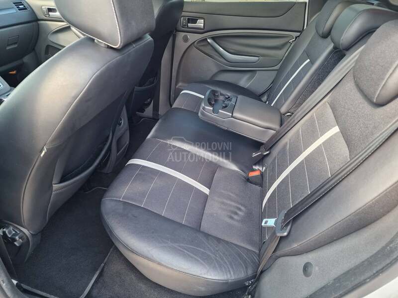 Ford Kuga 2.0TDCI TITANIUM