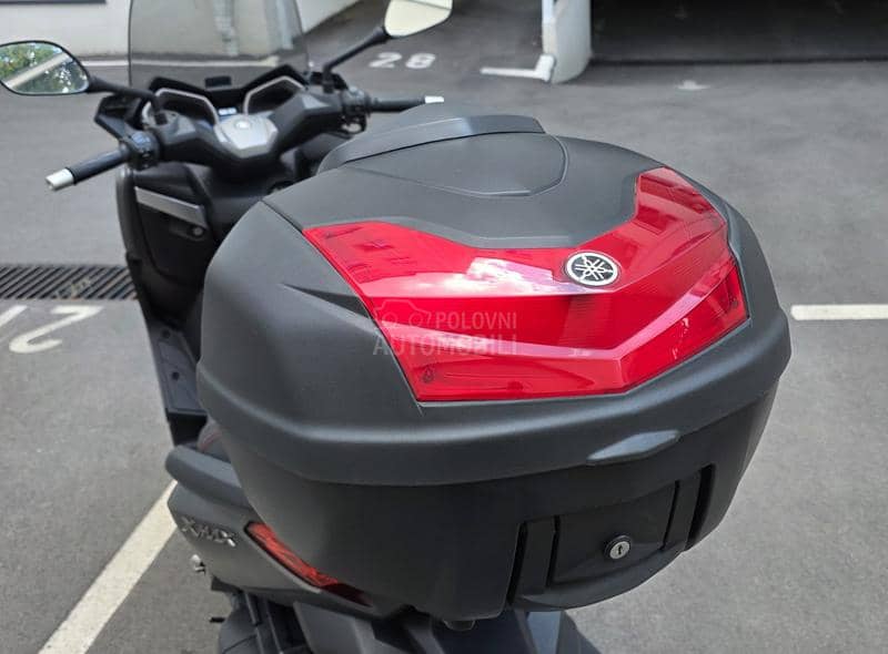Yamaha XMAX . X MAX 250