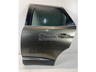 vrata leva desna zadnja u boji za Peugeot 3008 od 2016. do 2023. god.