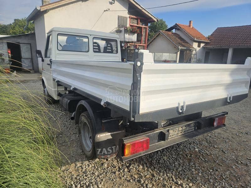 Zastava Rival kiper b kategorija