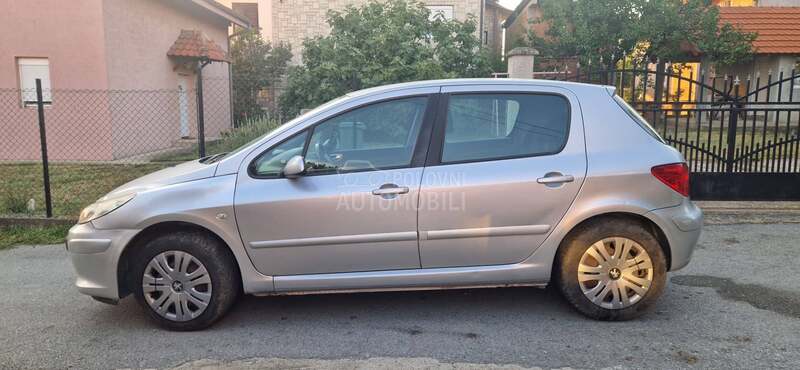 Peugeot 307 1.6 hdi restyling