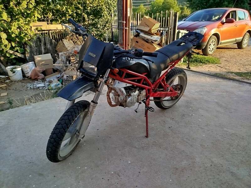 Sachs X road