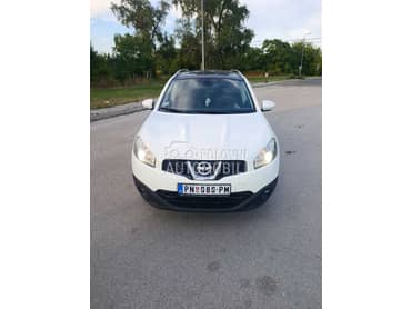 Nissan Qashqai + 2 