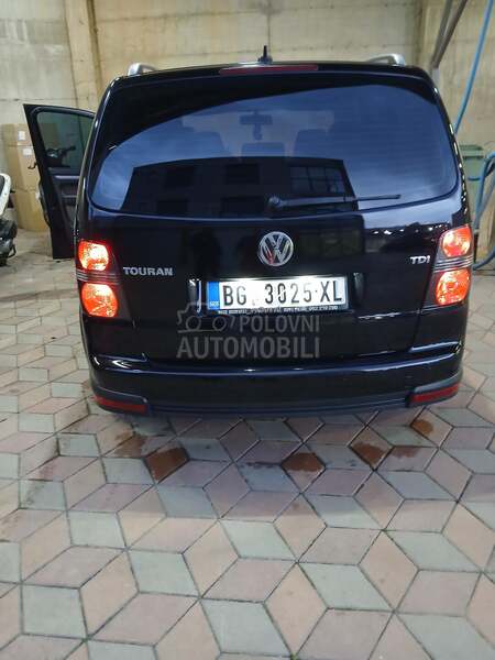 Volkswagen Touran 