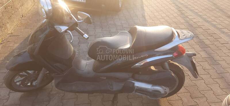 Piaggio Beverly 500