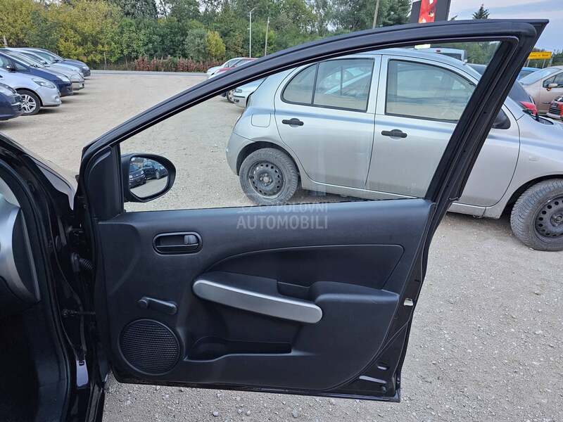 Mazda 2 1,3 1,6V iz CH