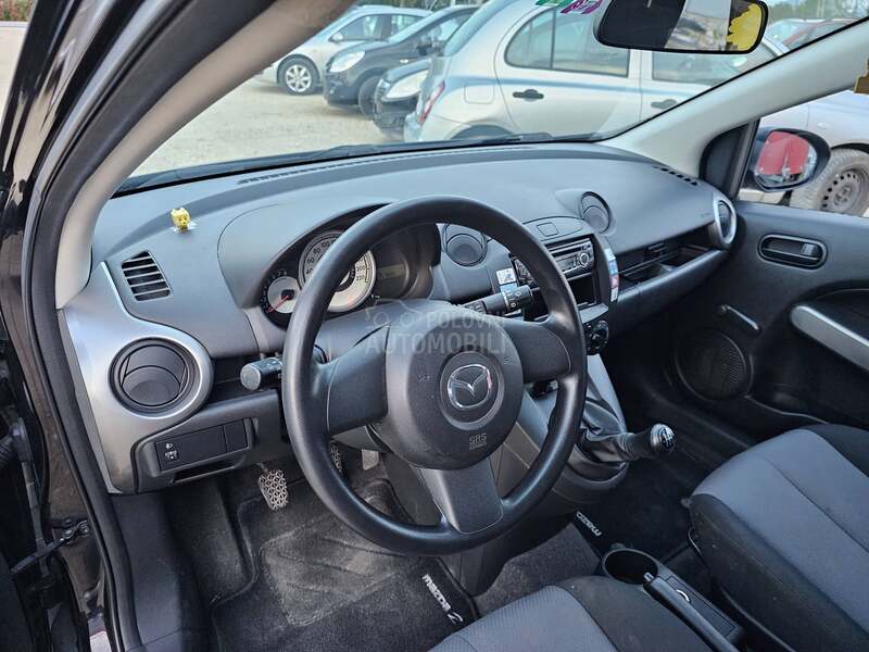 Mazda 2 1,3 1,6V iz CH