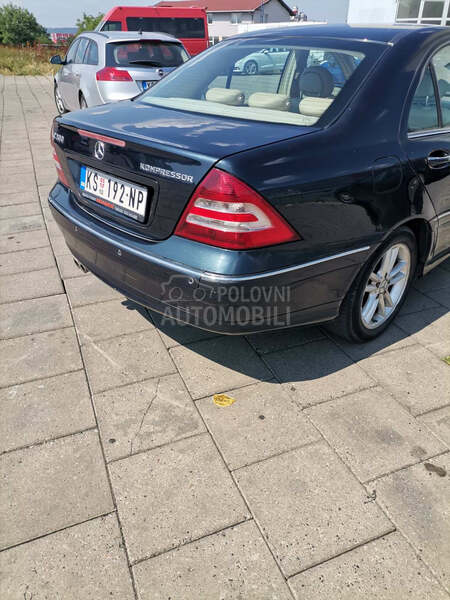 Mercedes Benz C 200 Elegance