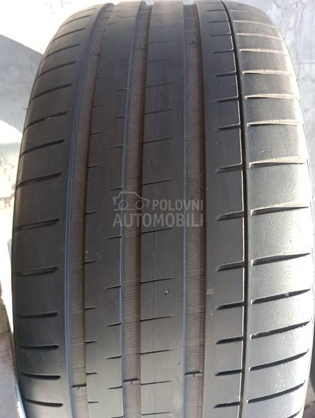 Vredestein 275/45 R21 Letnja