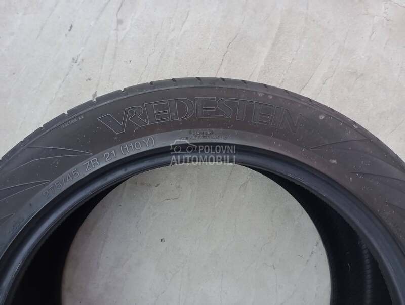 Vredestein 275/45 R21 Letnja