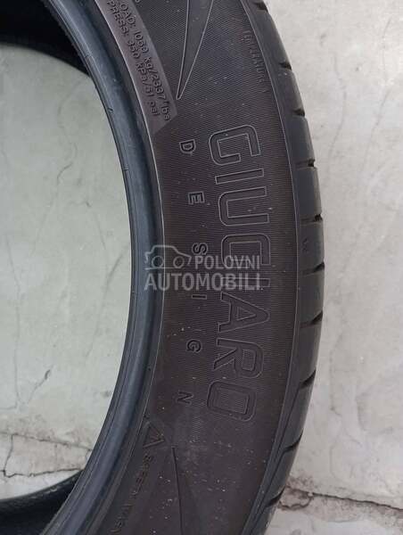 Vredestein 275/45 R21 Letnja