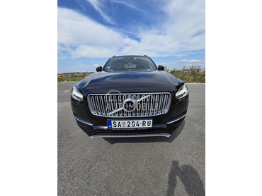 Volvo XC90 Momentum