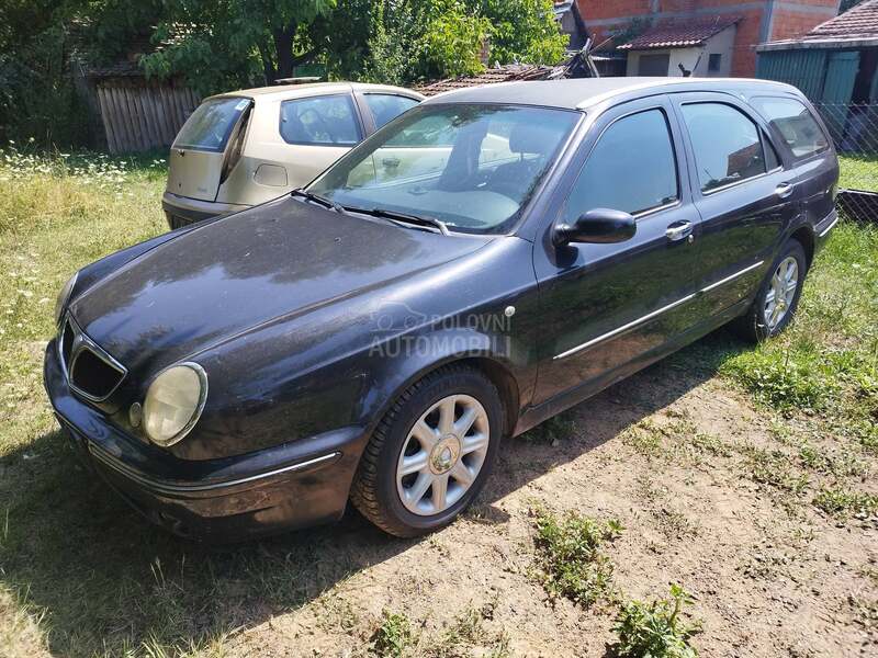 Lancia Lybra 2003. god. -  kompletan auto u delovima