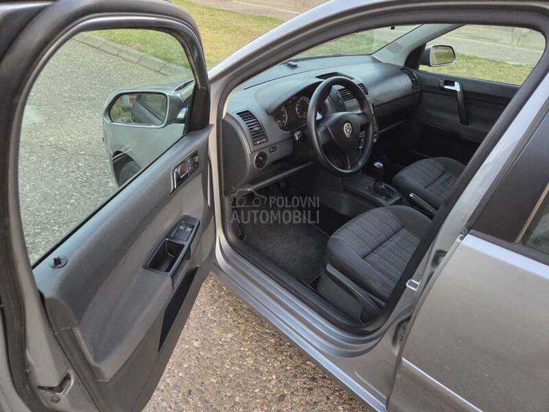 Volkswagen Polo 1.4 b 5vr