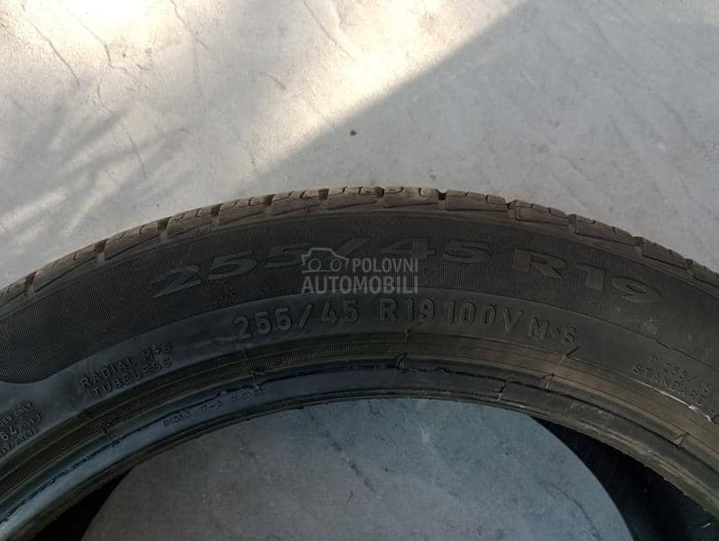 Pirelli 255/45 R19 Sve sezone