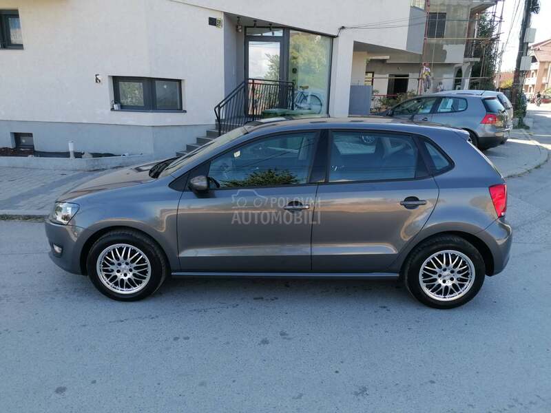Volkswagen Polo 1.2i TREND LINE CH