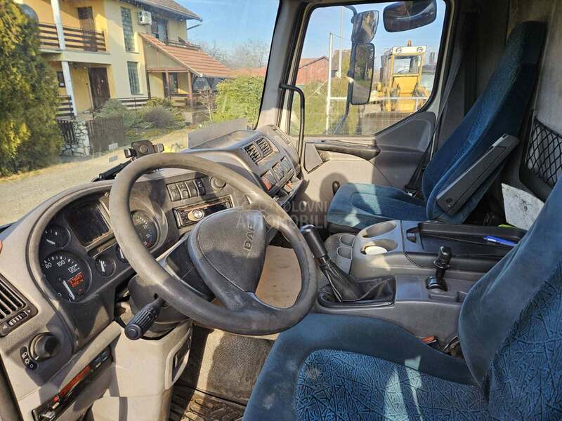 DAF lf220