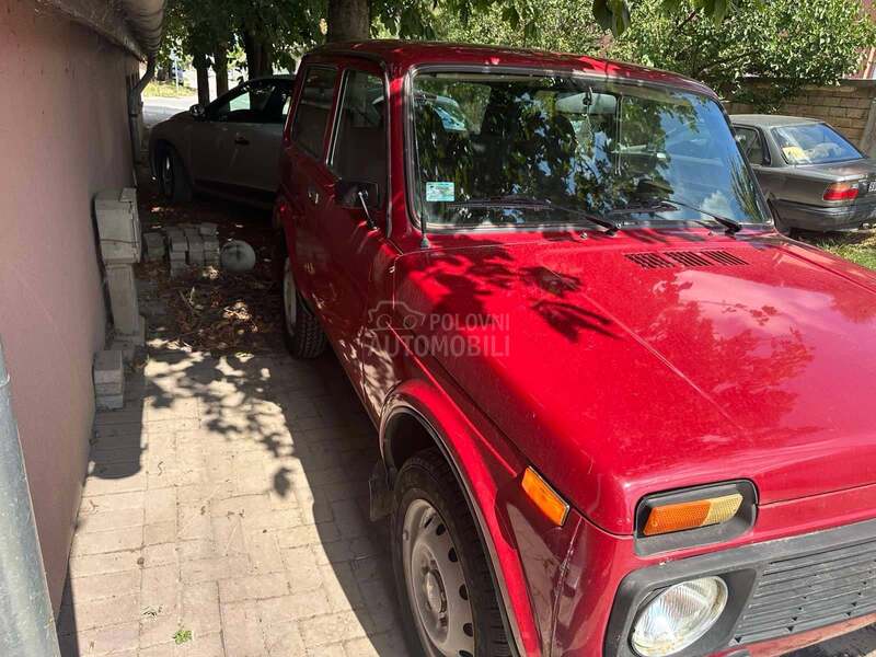 Lada Niva 